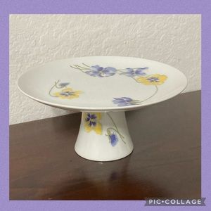 Vintage Enesco Mini Pedestal “Spring Floral”. Approx 7.25”W 3.5” H.  1976